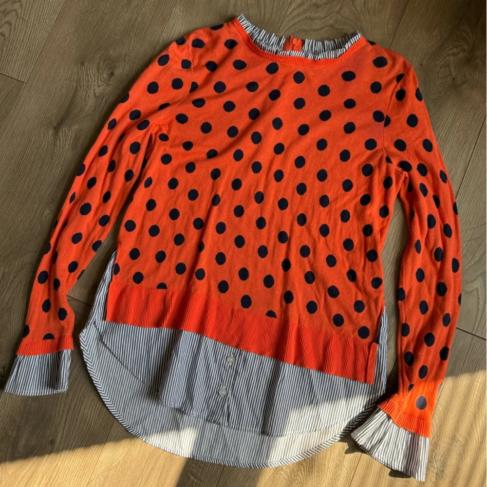 Crown & Ivy Orange & Navy Polka Dot Striped Hem Two Fer Sweater Size Medium - Picture 2 of 6